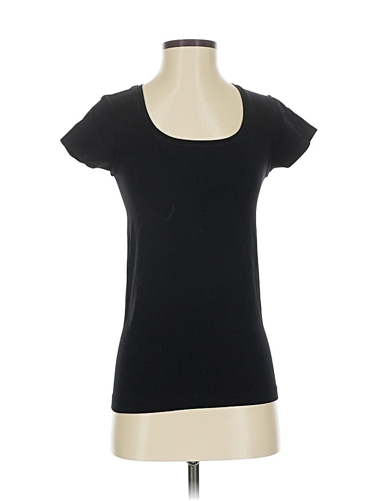 Pre-owned White House Black Market Short Sleeve T-shirt In Black