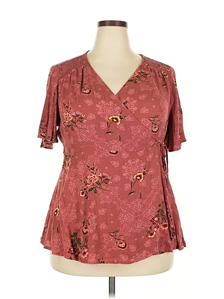 TORRID Pre-owned Short Sleeve Blouse In Burgundy