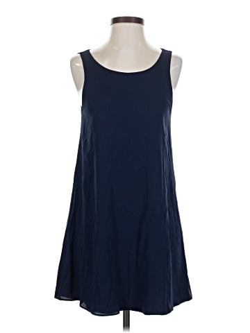 Alice + Olivia Casual Dress (view 1)