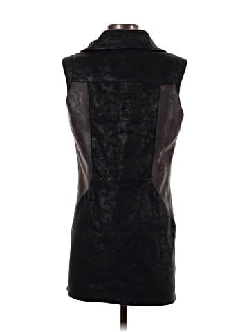 Raison D'etre Vest (view 2)