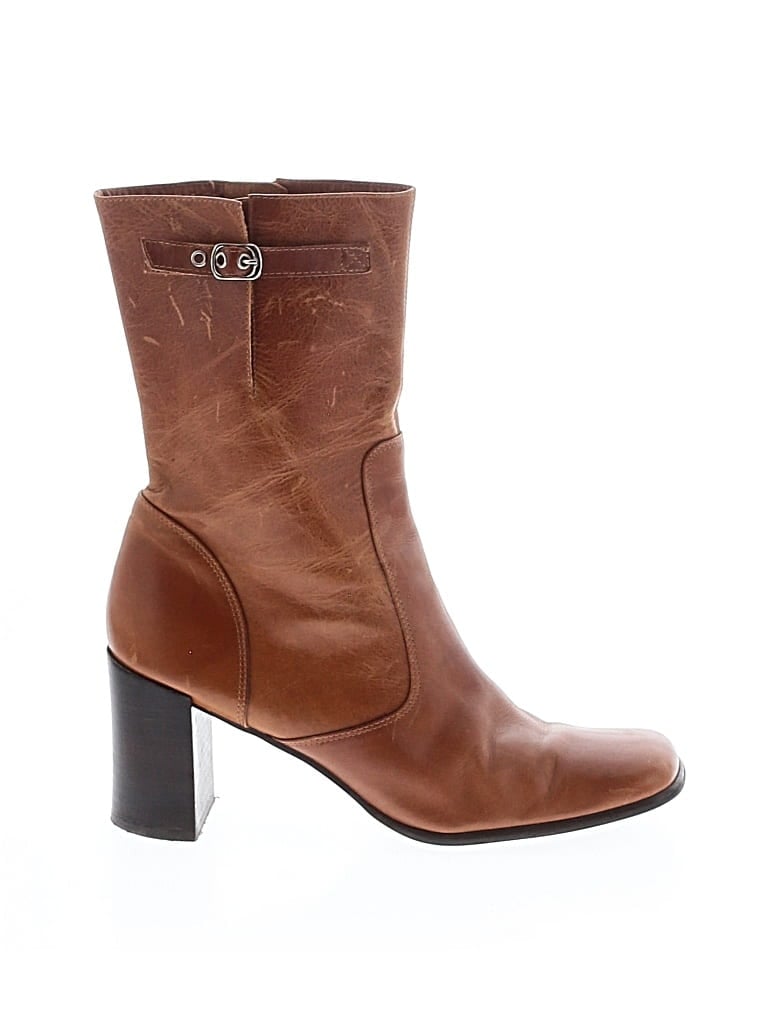 Pre-owned Steve Madden Boots In Brown