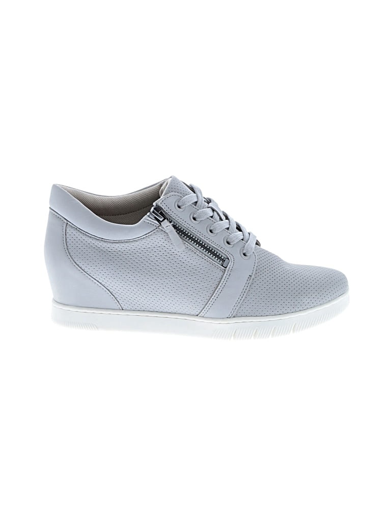 Pre-owned Naturalizer Sneakers In Gray