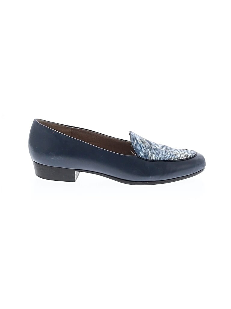 Pre-owned Munro American Flats In Blue