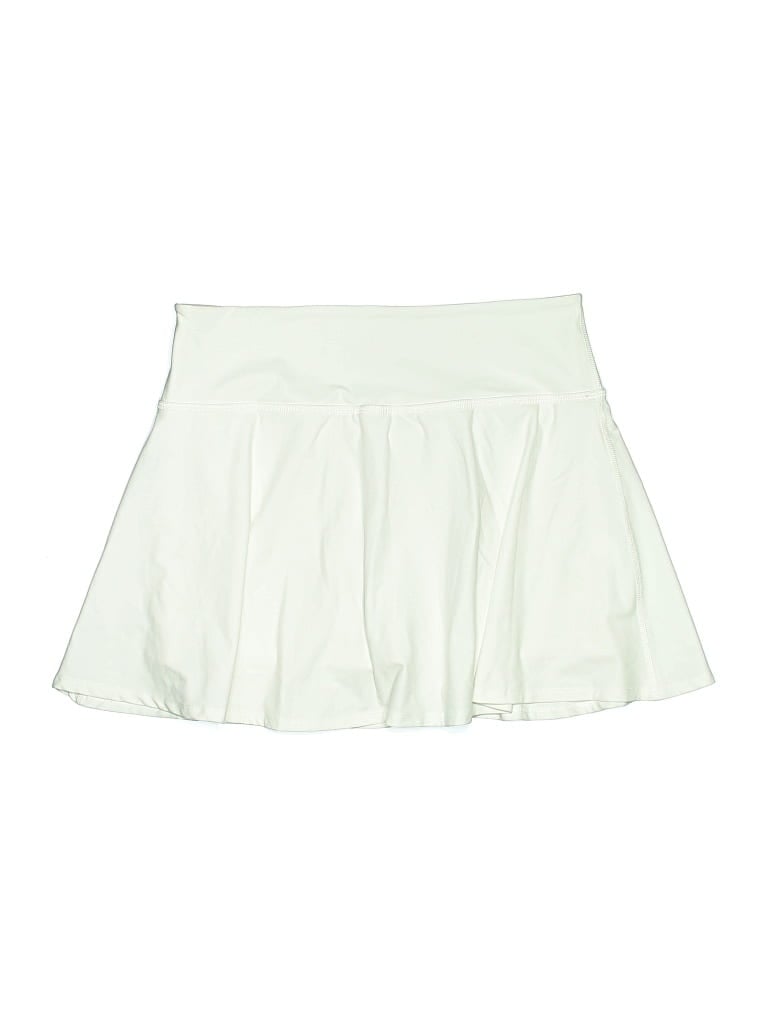 Pre-owned Beyond Yoga Active Skort In Green