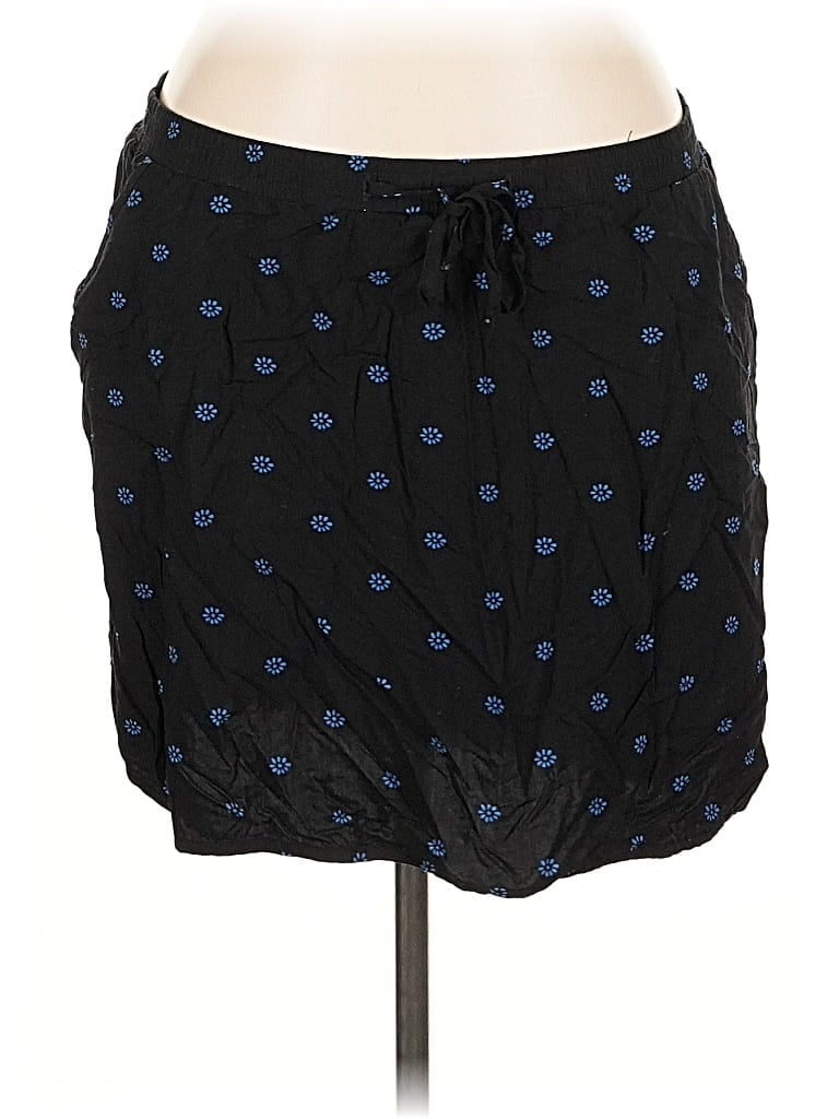 Pre-owned Old Navy Casual Skirt In Black