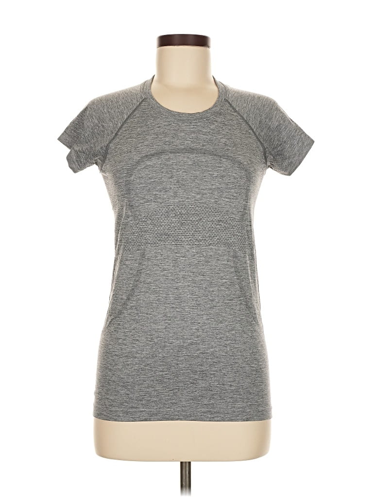 Pre-owned Lululemon Athletica Active T-shirt In Gray