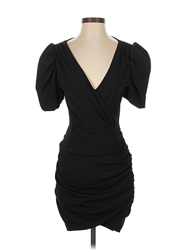 Pre-owned H&m Cocktail Dress In Black