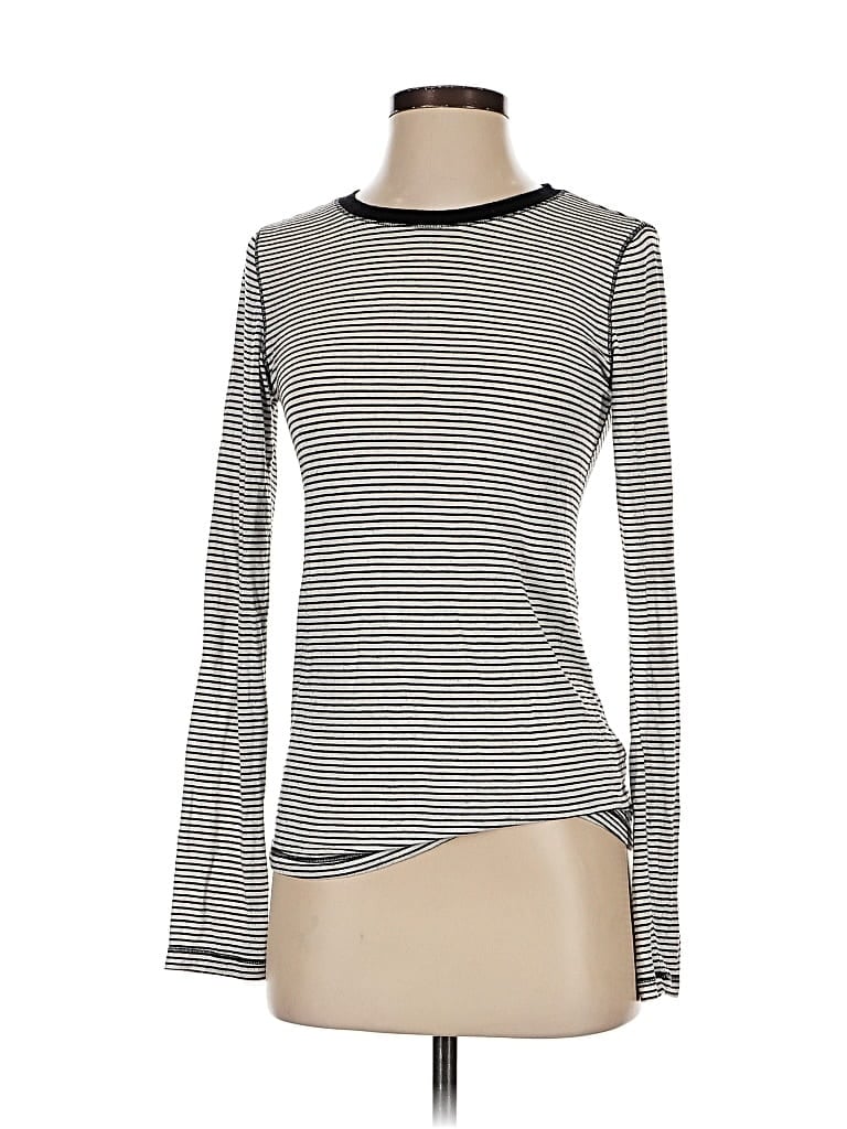 Pre-owned Universal Thread Long Sleeve T-shirt In White