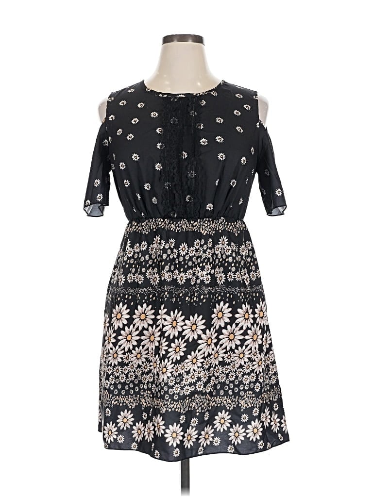 Pre-owned Emery Rose Casual Dress In Black