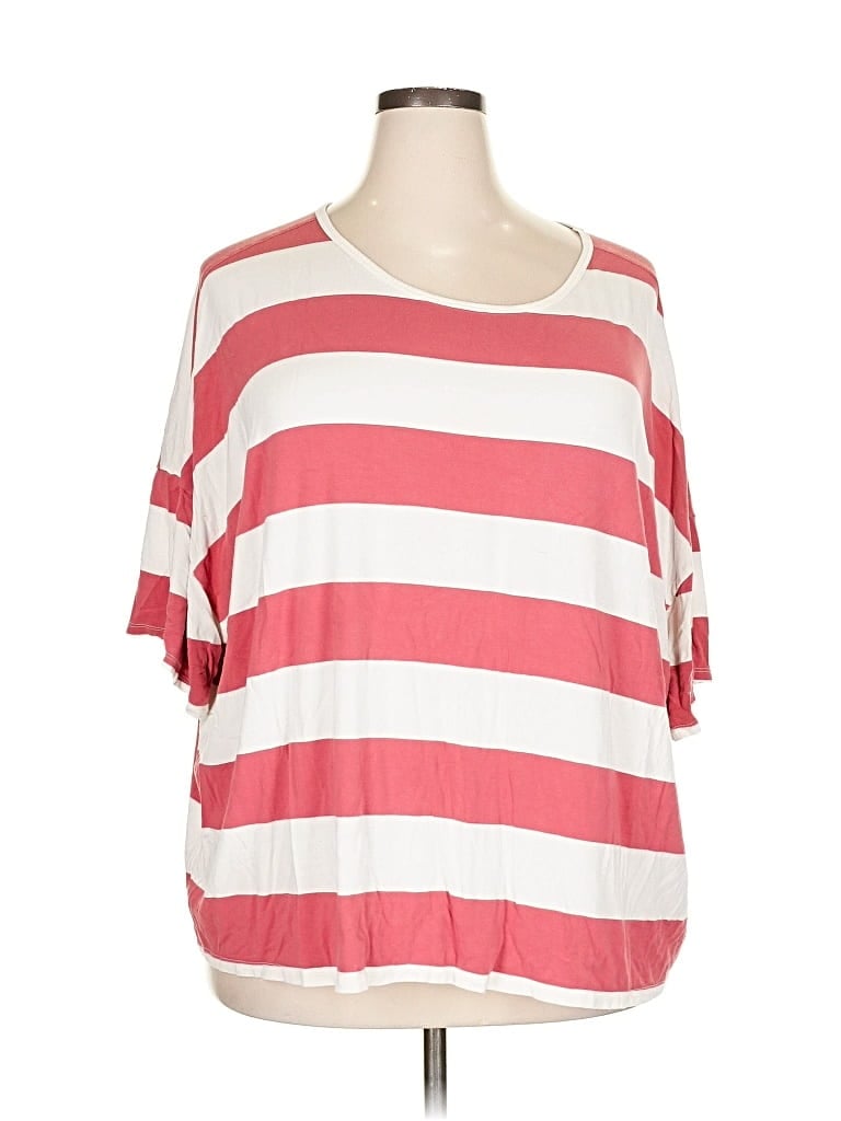 Pre-owned Old Navy Short Sleeve T-shirt In Red