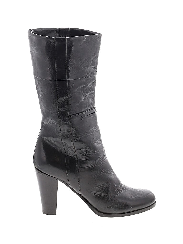 Pre-owned Max Mara Boots In Black