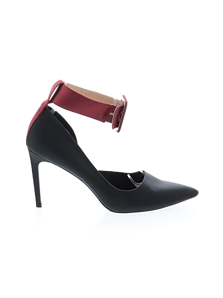 Pre-owned Who What Wear Heels In Black