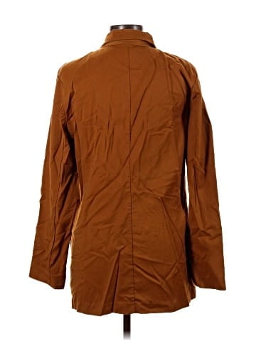 Elizabeth and James Trenchcoat (view 2)