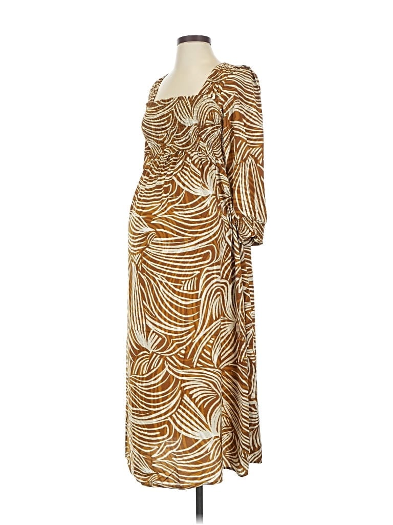 Pre-owned Ingrid & Isabel Casual Dress In Brown