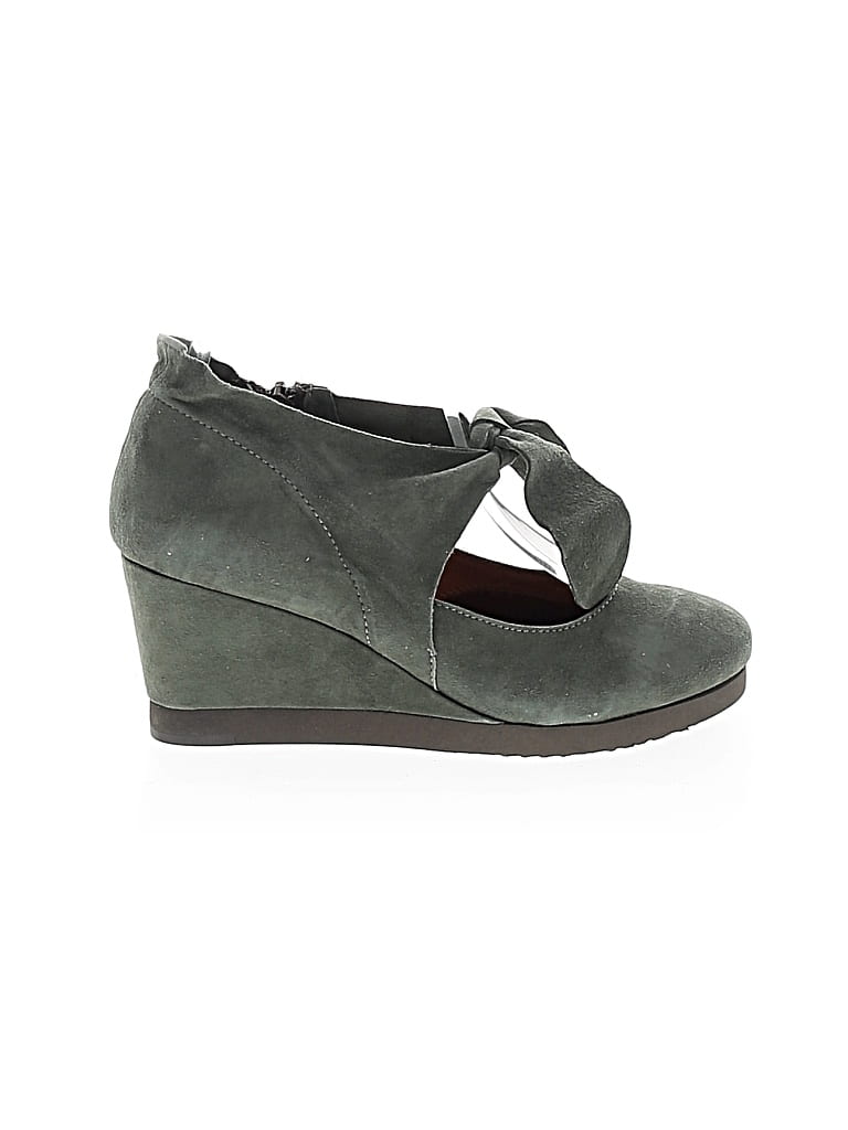 Pre-owned Gentle Souls Wedges In Green