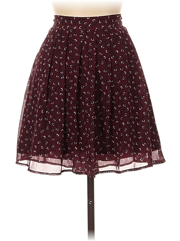 Click to view more detailed imagery on our partner's website Pre-owned Old Navy Casual Skirt In Burgundy