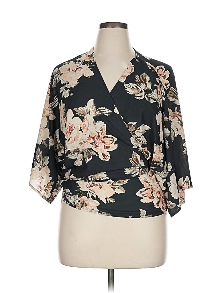 Pre-owned West Kei Short Sleeve Blouse In Black