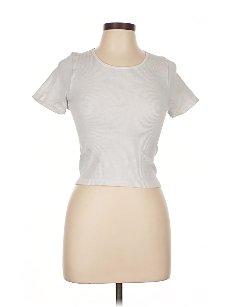 Pre-owned Oqq Short Sleeve T-shirt In Silver