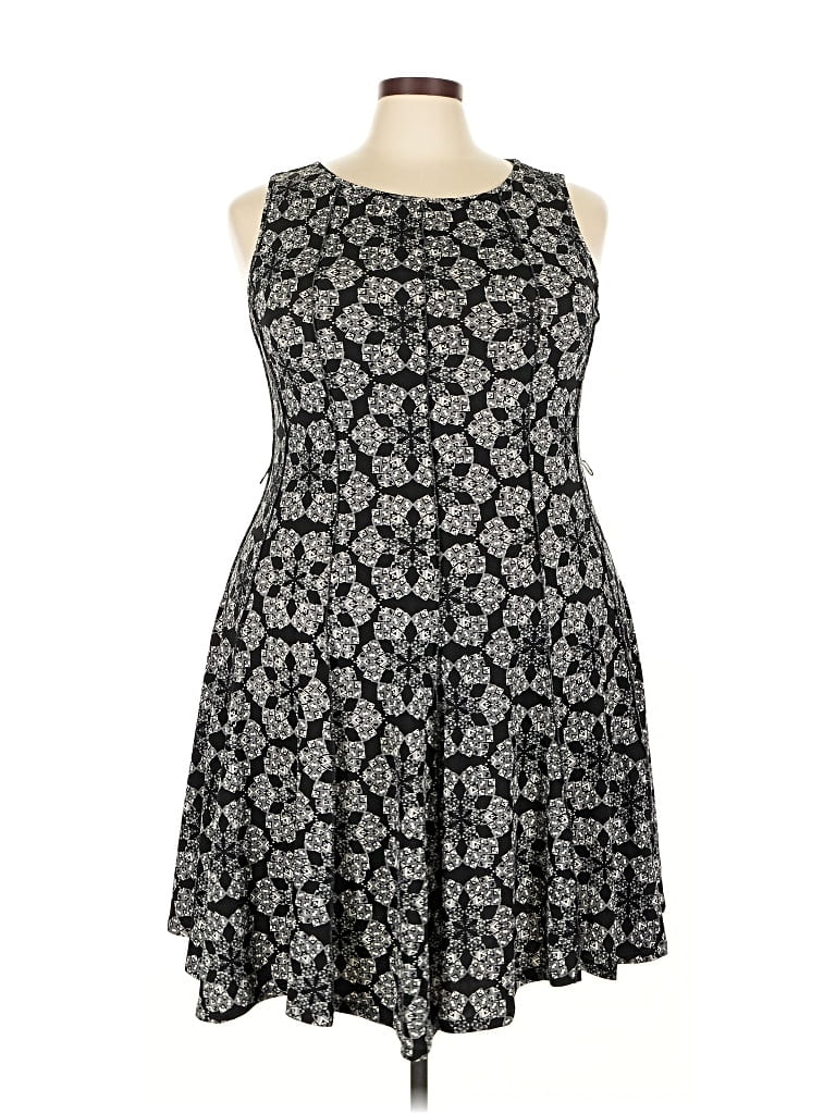 Pre-owned Haani Casual Dress In Black