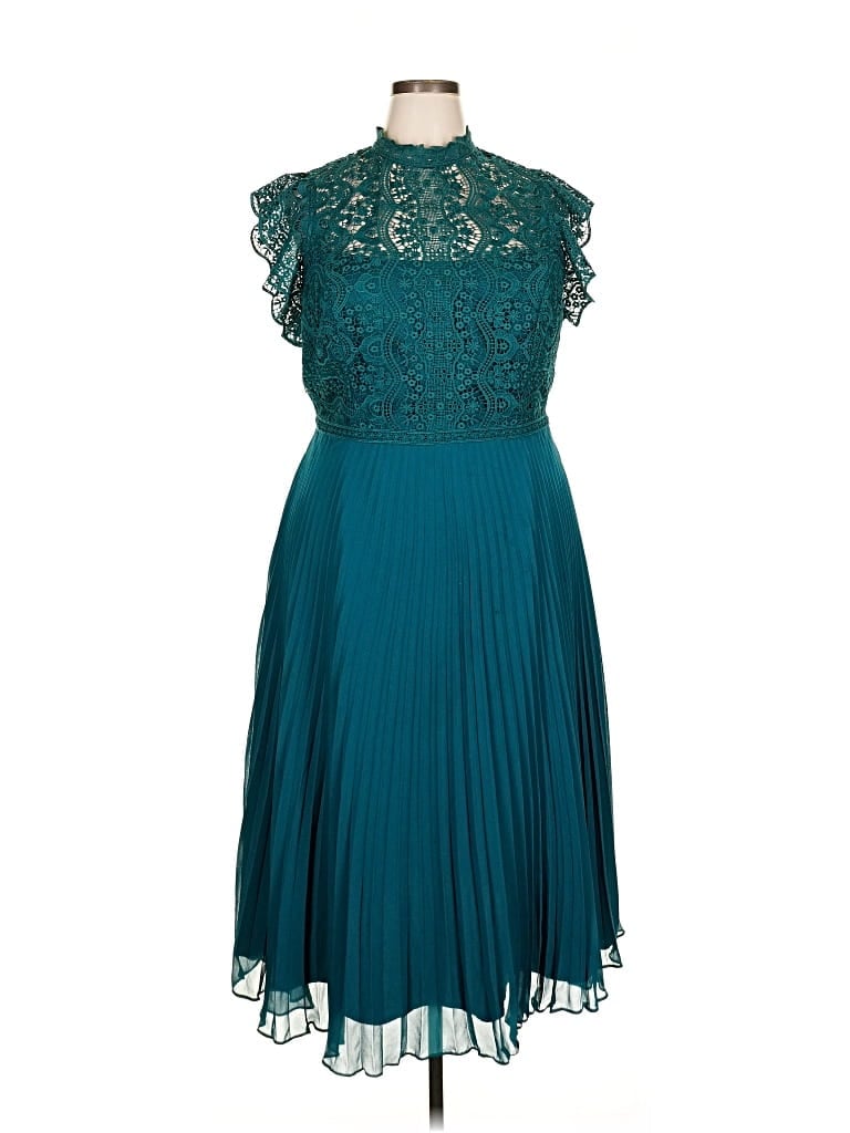 Pre-owned City Chic Cocktail Dress In Blue