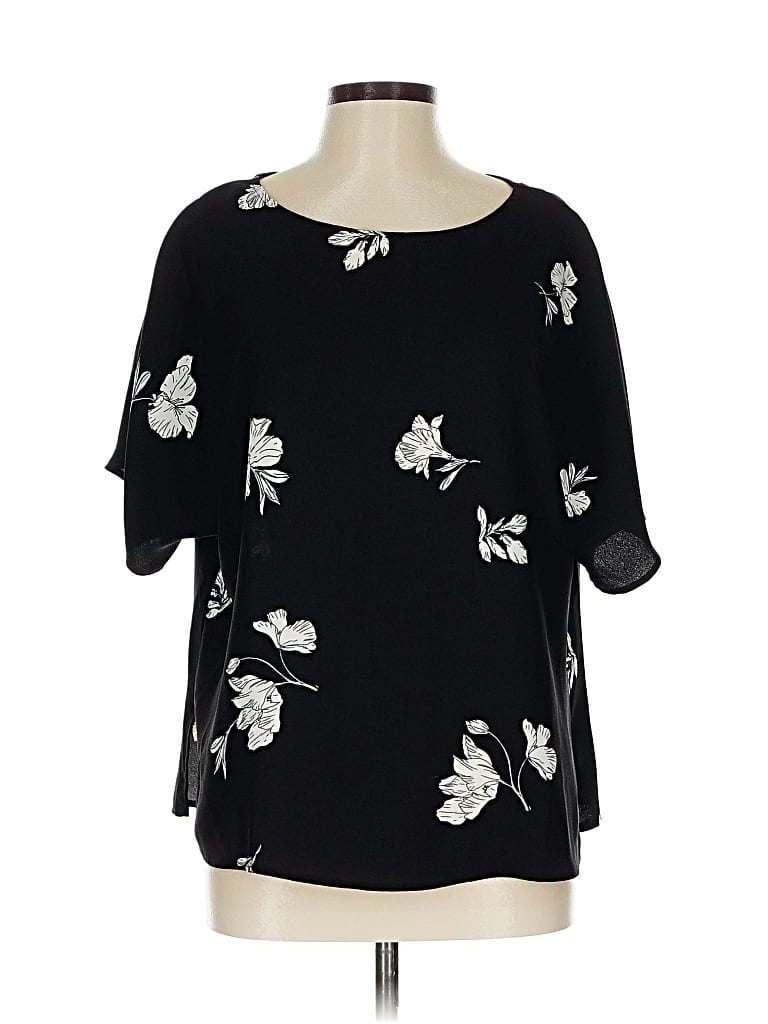 Pre-owned Vince Camuto Short Sleeve Blouse In Black