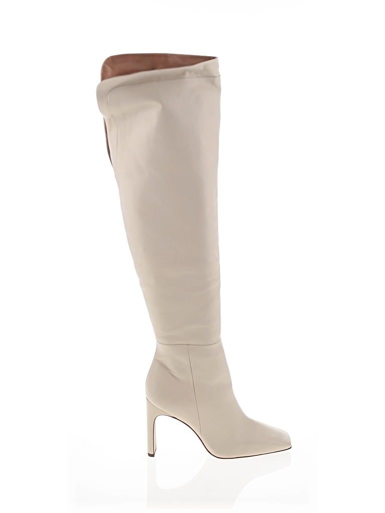 Pre-owned Bcbgmaxazria Boots In White