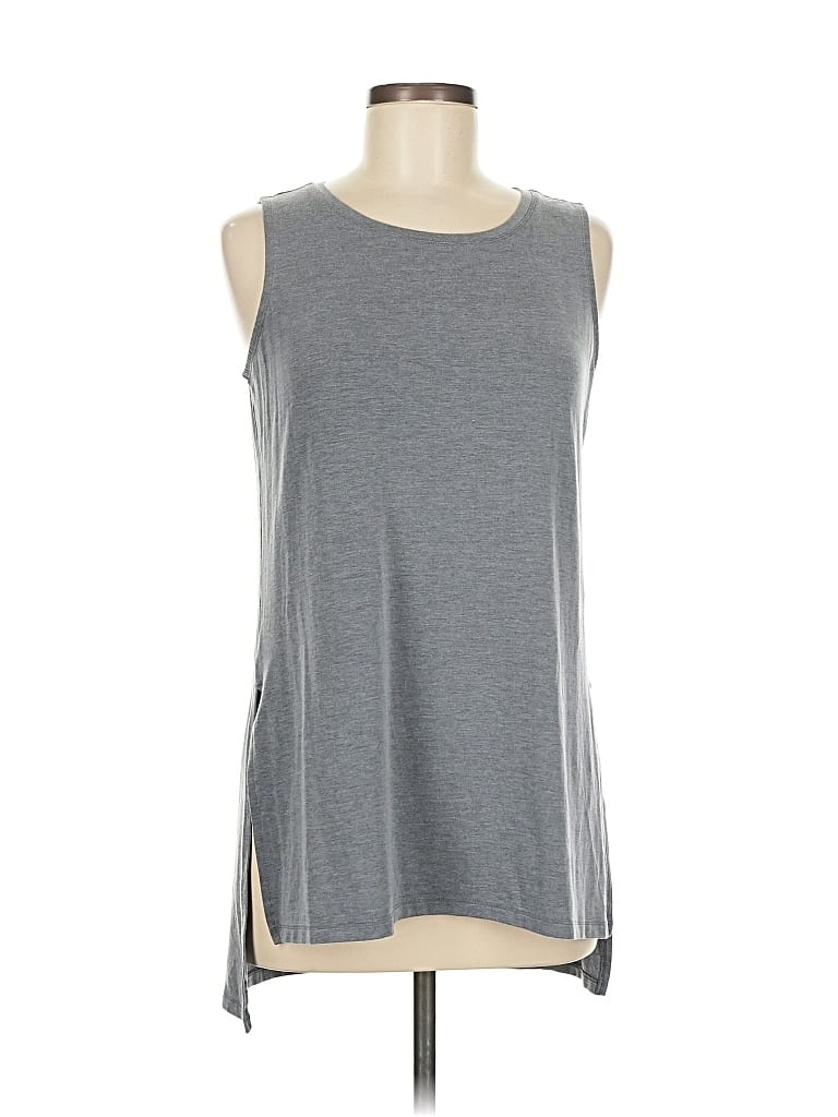 Pre-owned Athleta Sleeveless T-shirt In Gray