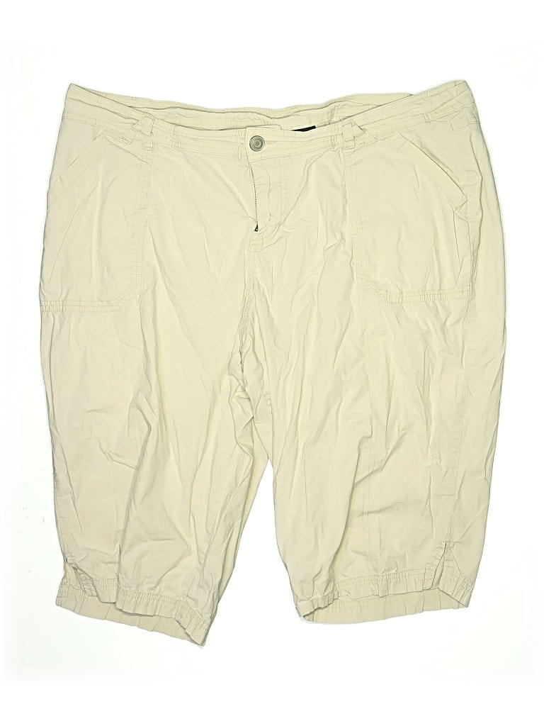 Pre-owned Lane Bryant Khaki Shorts In White