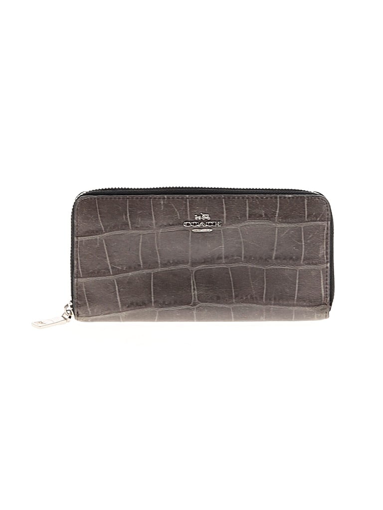 Pre-owned Coach Wallet In Gray