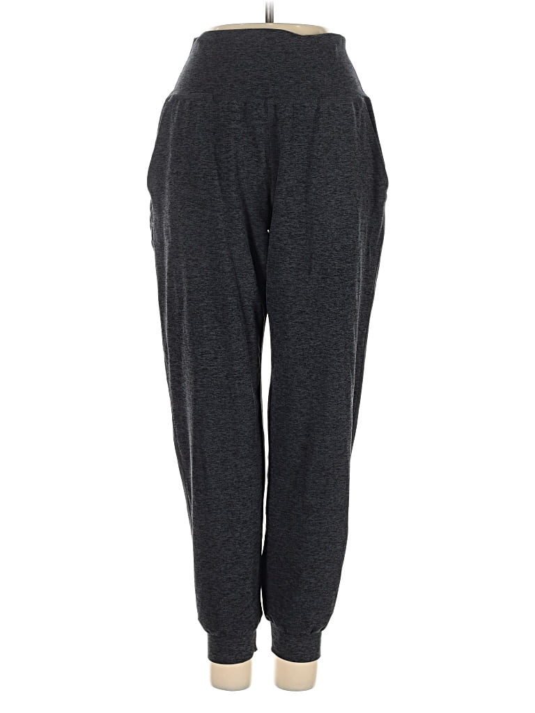 Pre-owned Beyond Yoga Sweatpants In Gray