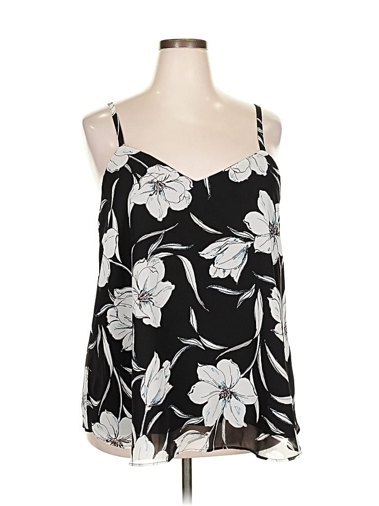 TORRID Pre-owned Sleeveless Blouse In Black