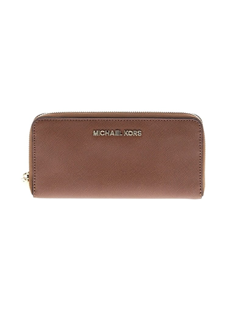 Pre-owned Michael Michael Kors Wallet In Brown