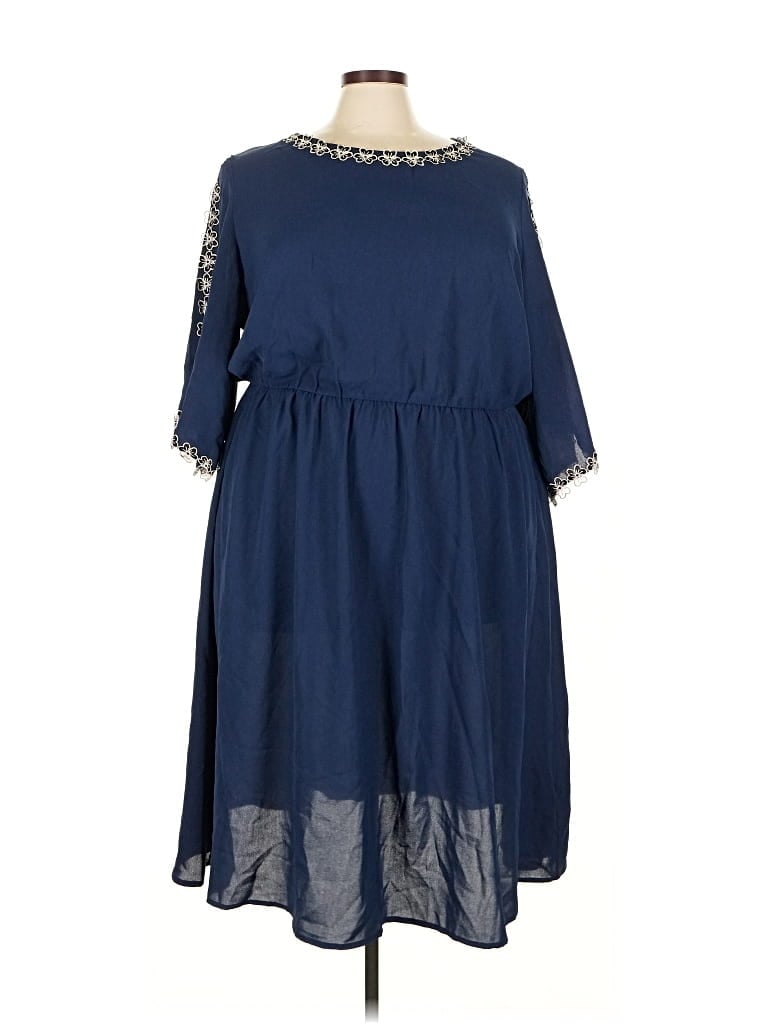 Pre-owned Bloomchic Casual Dress In Blue