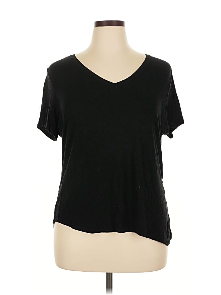 Pre-owned Old Navy Short Sleeve T-shirt In Black