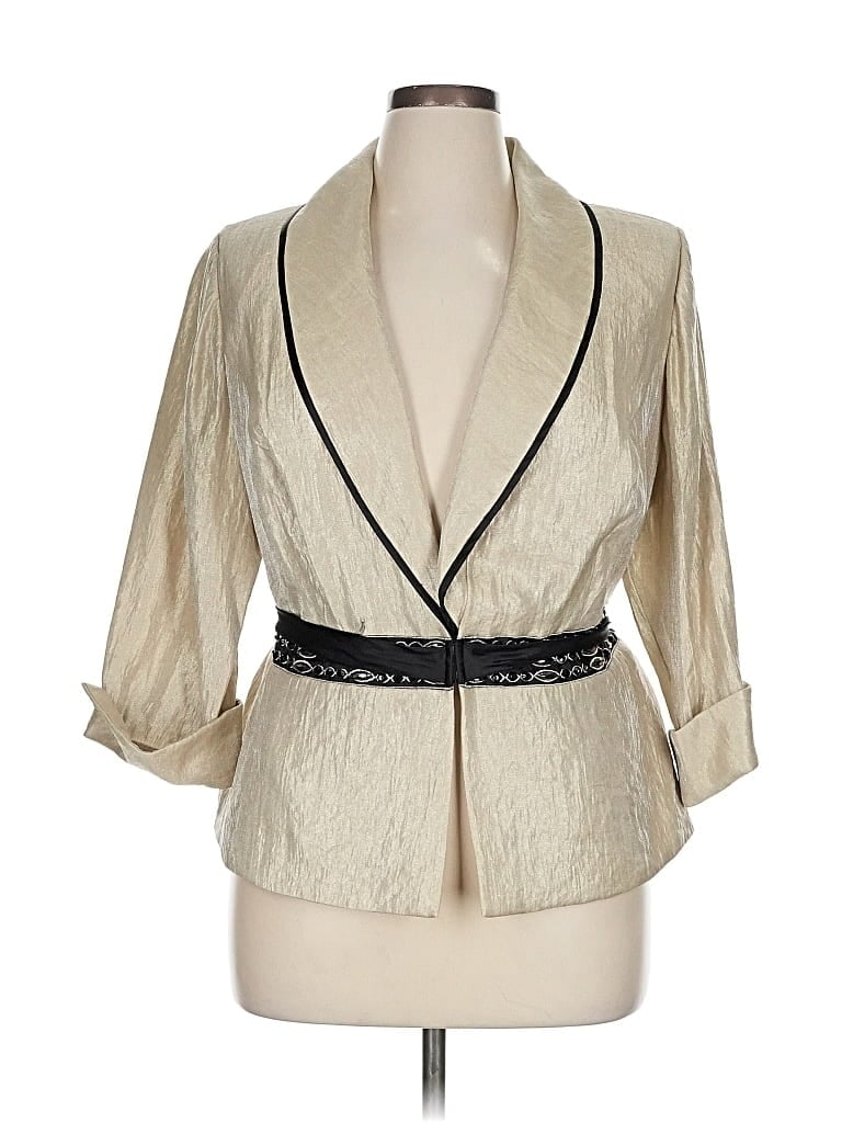 Click to view more detailed imagery on our partner's website Pre-owned Dressbarn Blazer Jacket In Gold
