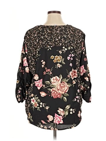 Serengeti 3/4 Sleeve Blouse (view 2)
