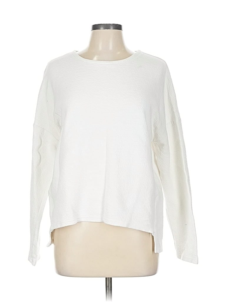 Pre-owned Athletic Works Long Sleeve Top Ivory Crew Neck Tops In White