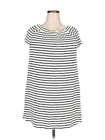 Mossimo Casual Dress (view 1)