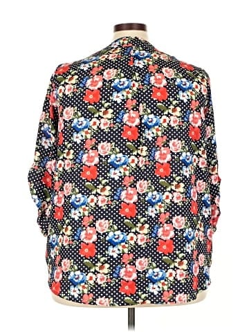 Q&A 3/4 Sleeve Blouse (view 2)