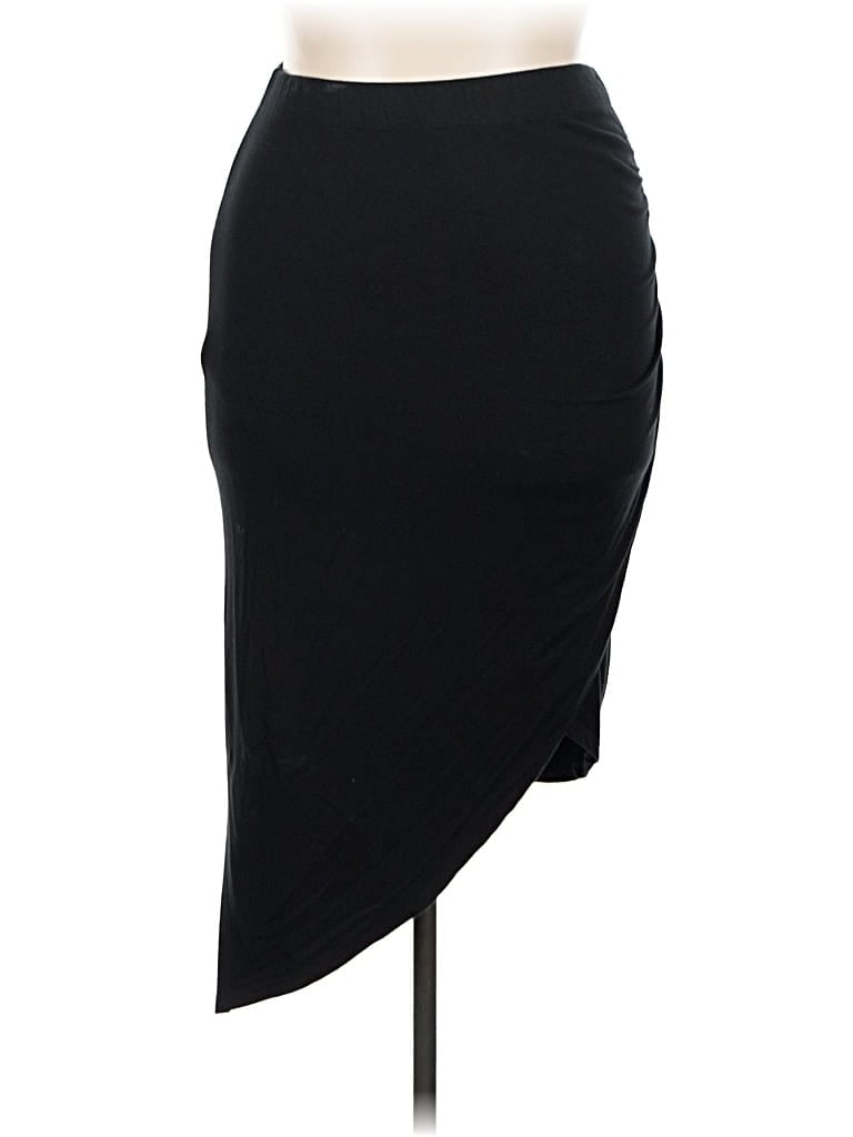 Pre-owned Bobeau Casual Skirt In Black