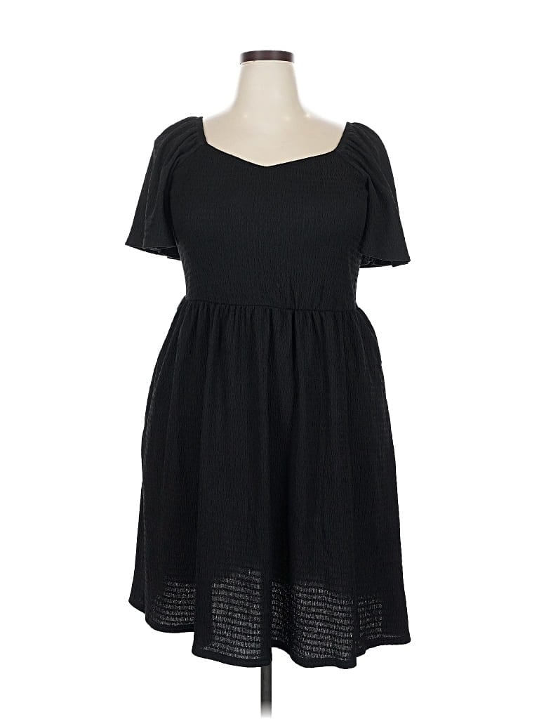 Pre-owned Ava & Viv Casual Dress In Black