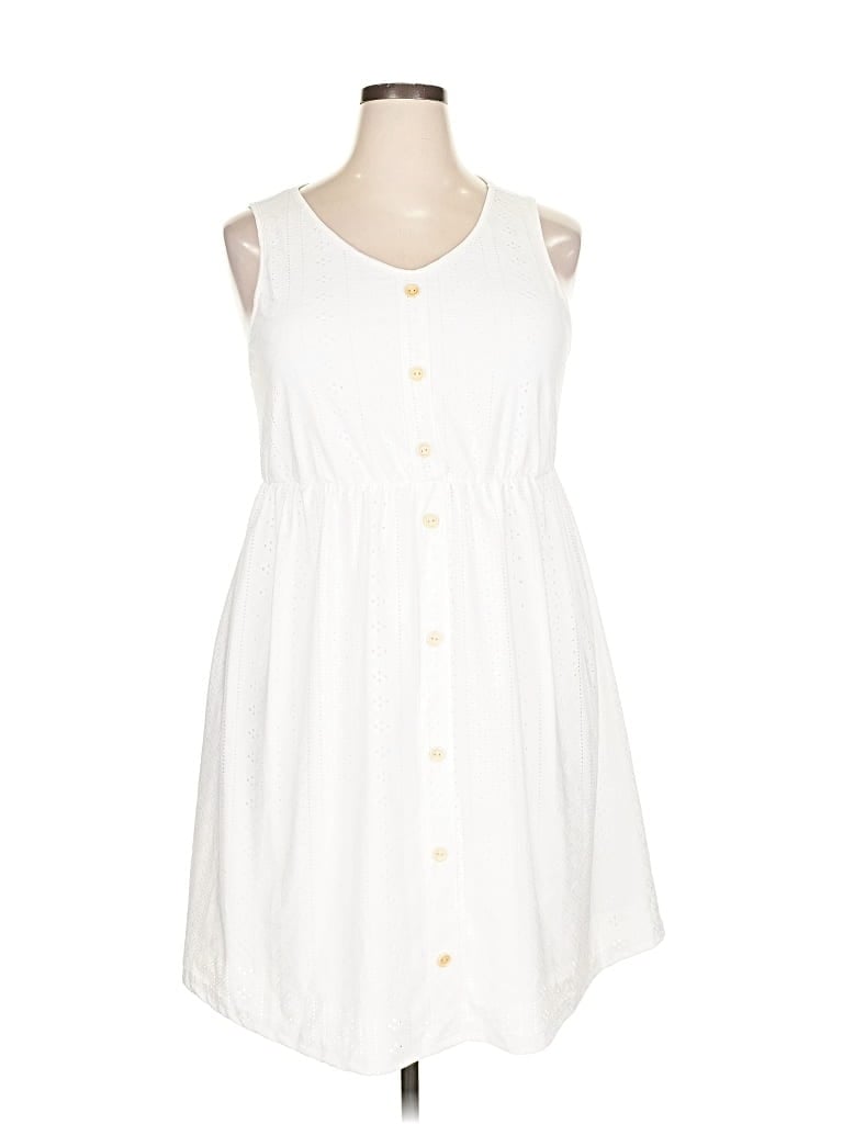 Pre-owned Shein Casual Dress In White