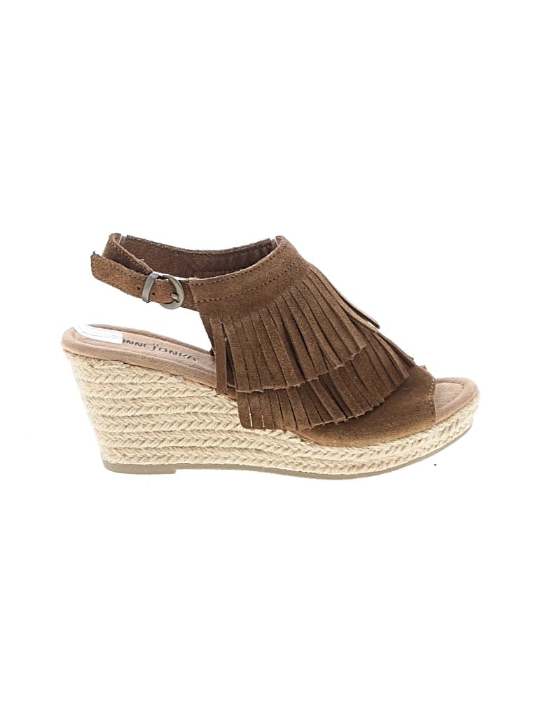 Pre-owned Minnetonka Wedges In Brown