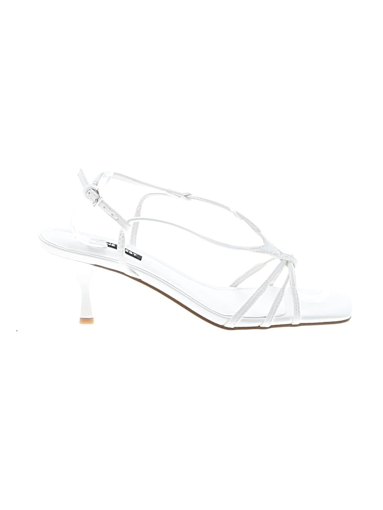 Pre-owned Nine West Sandals In White