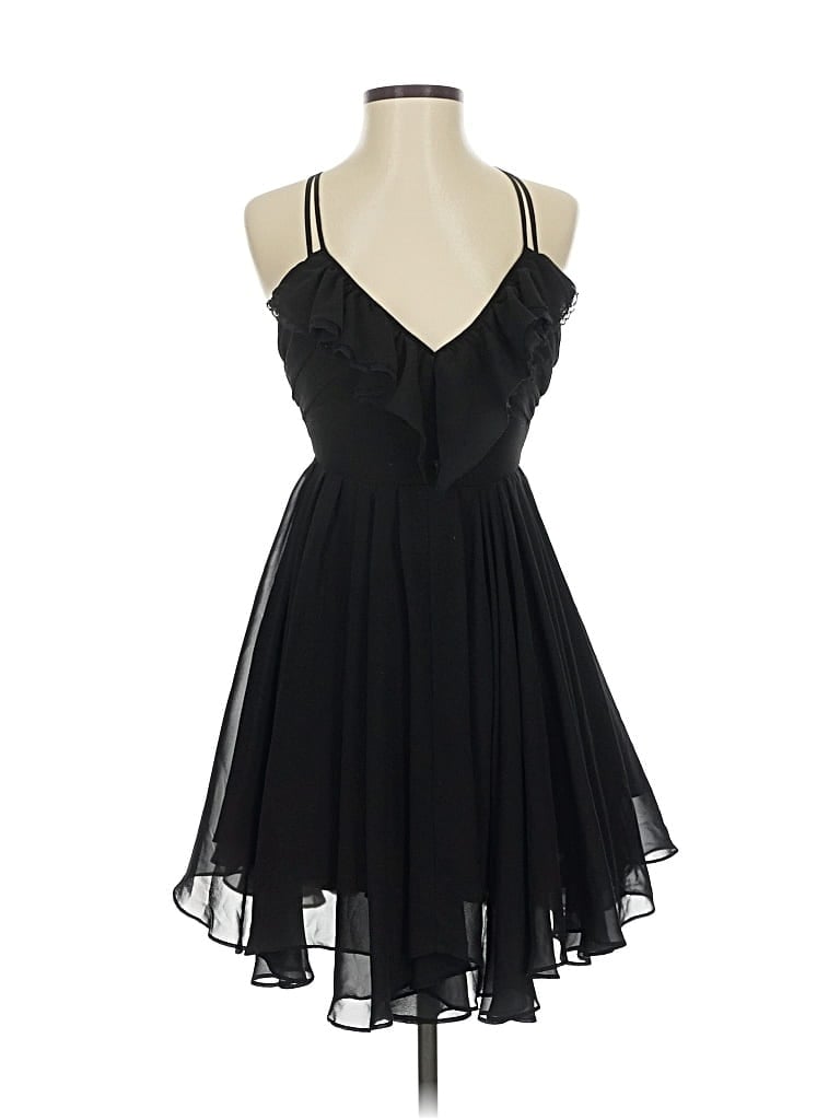 Pre-owned Guess Cocktail Dress In Black