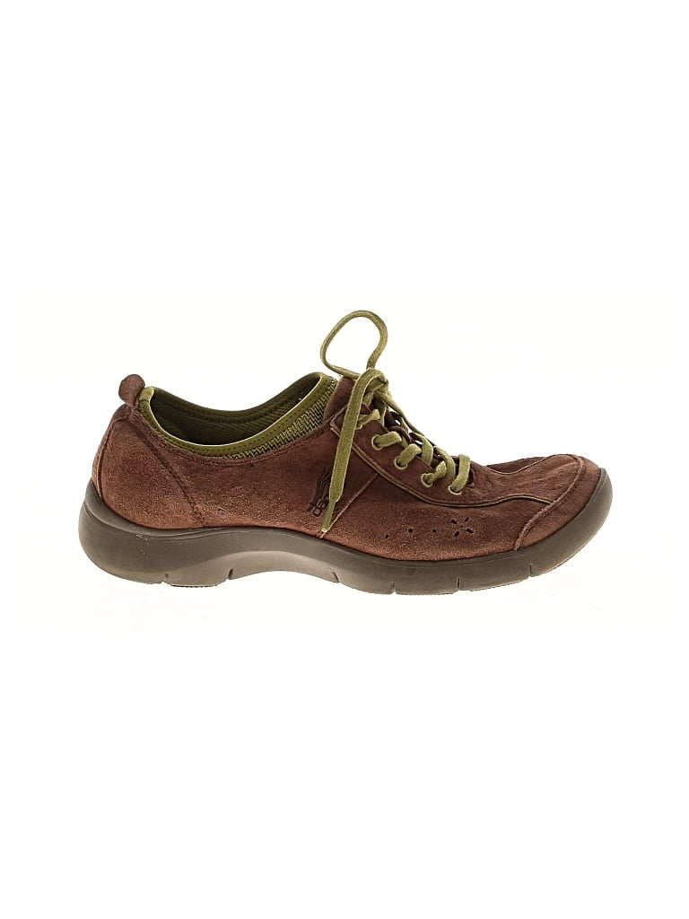 Pre-owned Danskin Sneakers In Brown