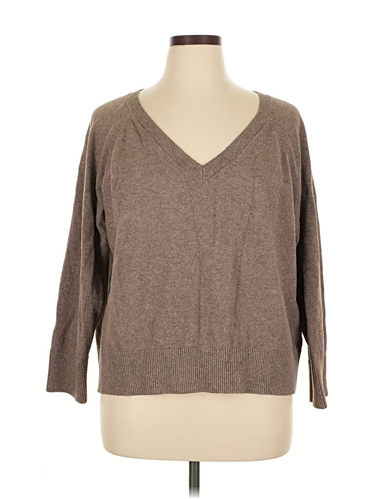 Pre-owned Old Navy Pullover Sweater In Brown