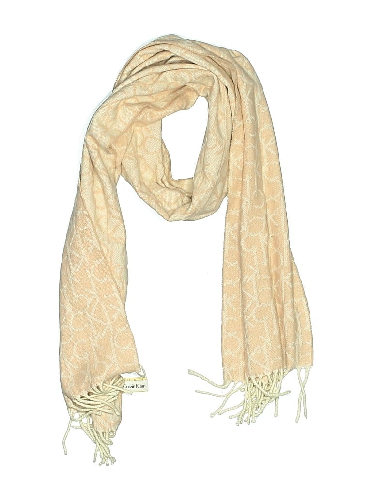 Pre-owned Calvin Klein Scarf In White