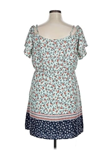 Skies Are Blue Casual Dress (view 2)