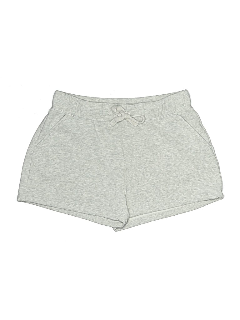 Pre-owned Quince Shorts In Gray
